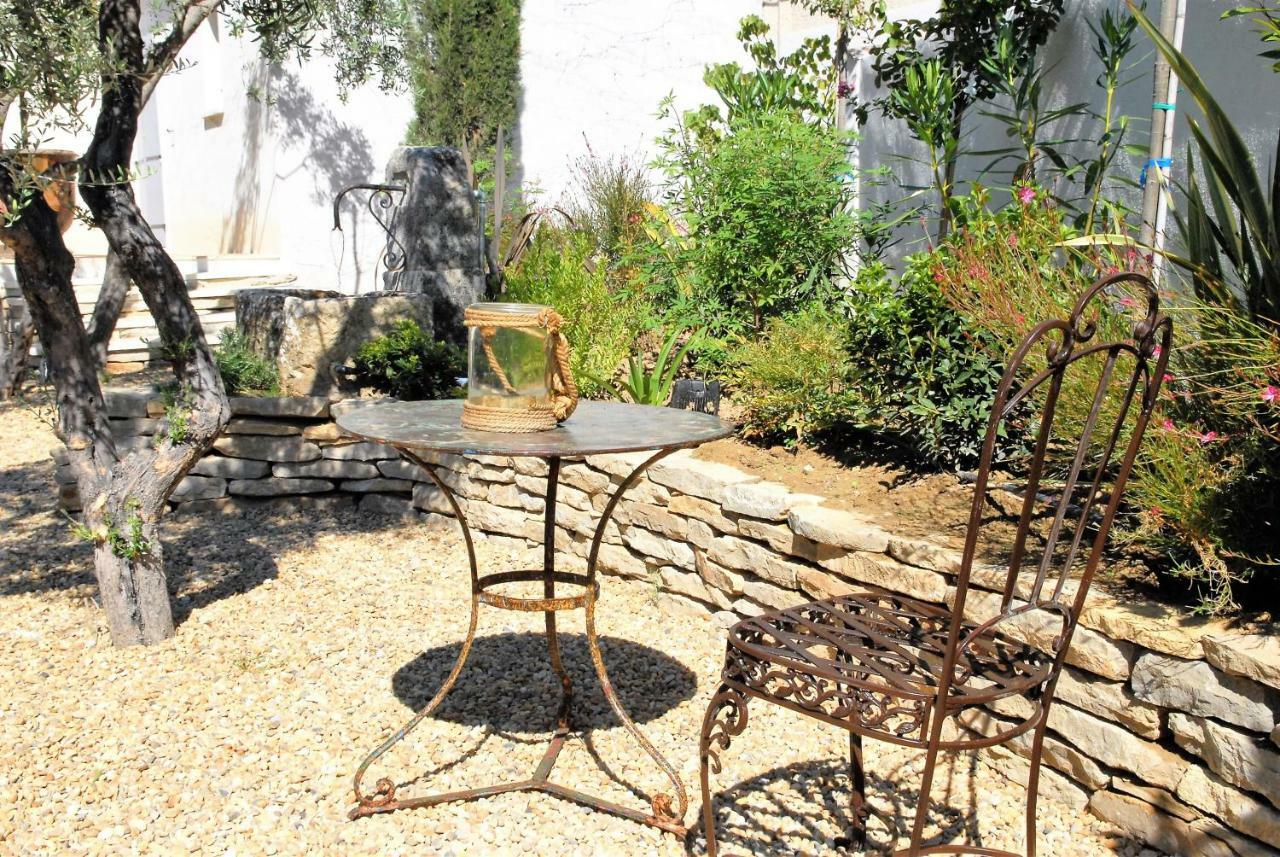 Lousoan Bed & Breakfast Aix-en-Provence Exterior photo